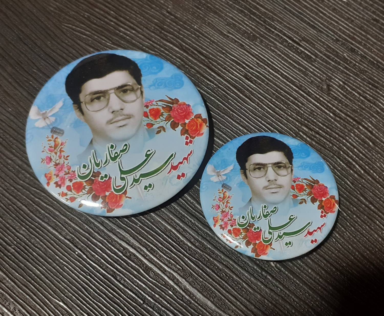 پیکسل سوزنی و مگنتی سایز ۴۴ و ۵۸ میلیمتر نمونه پیکسل گرد چاپی در سایزهای ۴۴ و ۵۸ میلیمتر